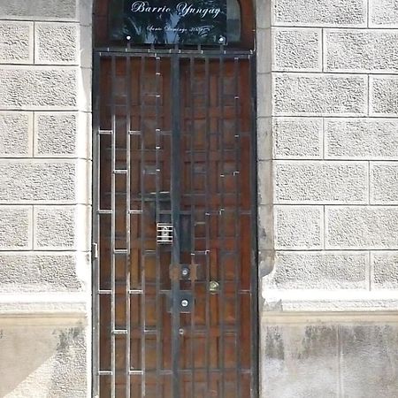 Hotel Barrio Yungay Santiago Buitenkant foto